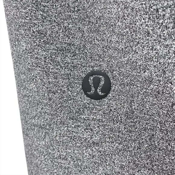 LULULEMON On The Fly *27" Drawstring Cropped Pant Heathered Black (Gray) Size 6 - Picture 8 of 9